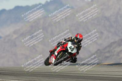 media/Nov-16-2025-Race Pace (Sun) [[8c5fa54630]]/Verified Riders/5-Turn 9 (1135am)/